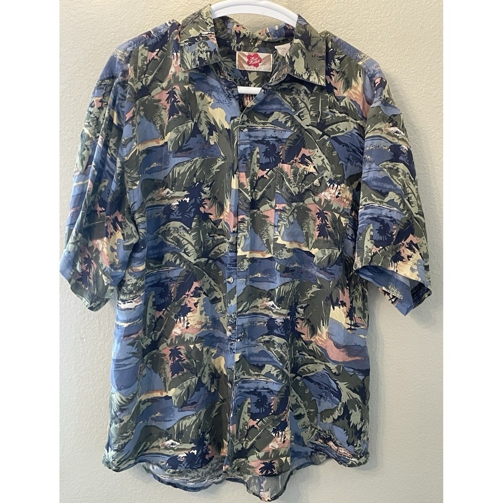 Hilo Hattie Button Up Men's Medium Blue 100% Silk Tropical Hawaiian Shirt